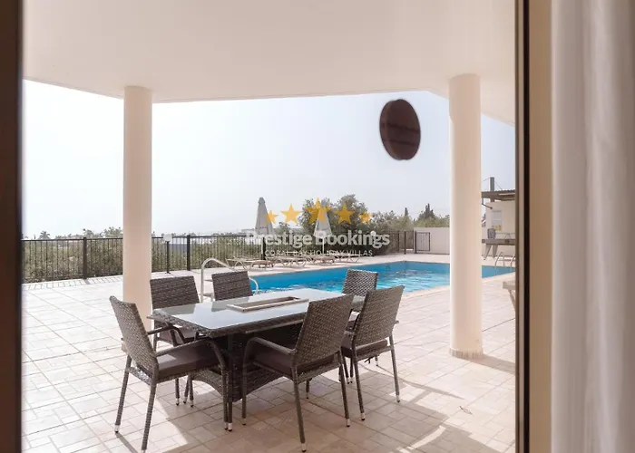 Eframia Ena By Prestige Bookings Vilă