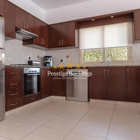 Eframia Ena By Prestige Bookings * Peyia