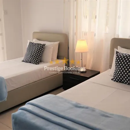 Villa Eframia Ena By Prestige Bookings Peyia